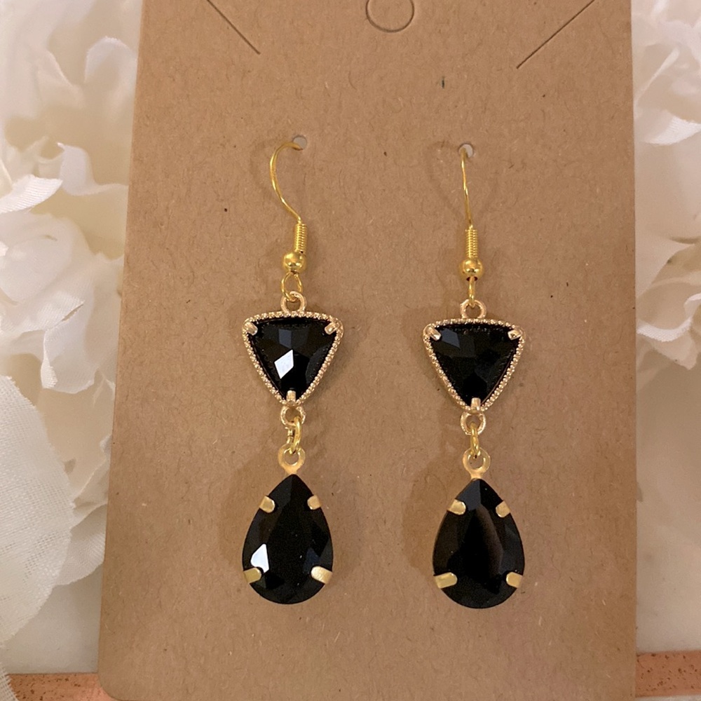 Gold and Black teardrop dangly earrings NWT